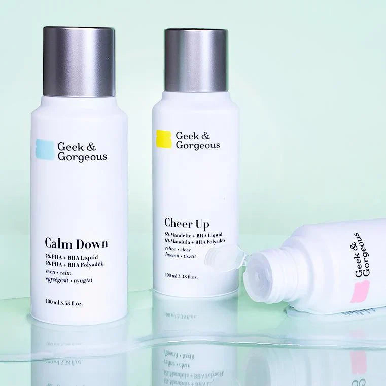 Proč je čas říct sbohem drsným zrníčkům a poznat chytrou chemii od Geek & Gorgeous? Peelingy už jsou out a tvoje pleť si zaslouží víc. Šetrnou exfoliaci od G&G ✨